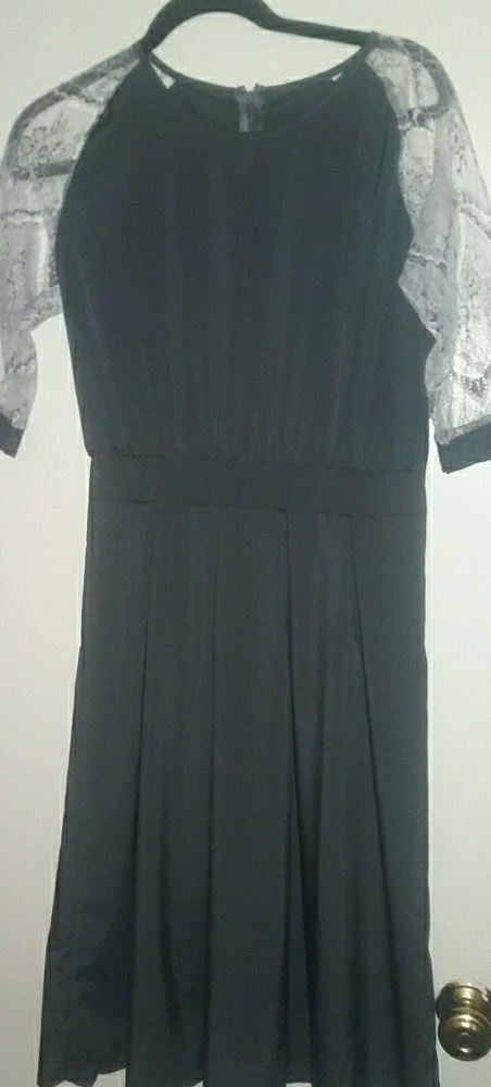 Grey midi dress with sheer lace sieeves